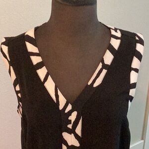 Vince Camuto new with tags. Size S.